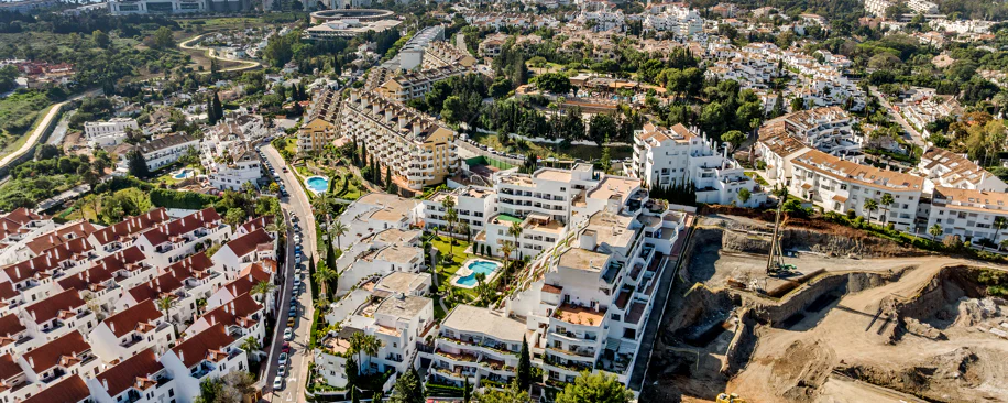 Fully renovated three-bedroom apartment in Nueva Andalucia