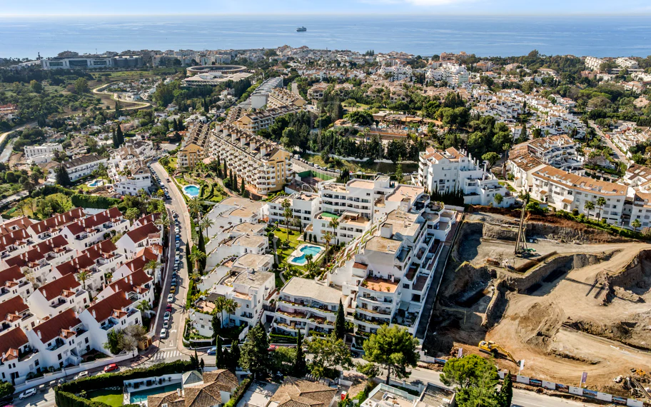 Apartamento en venta en Nueva Andalucia, Marbella