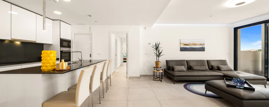 Bright and thoughtfully designed apartment in La Quinta