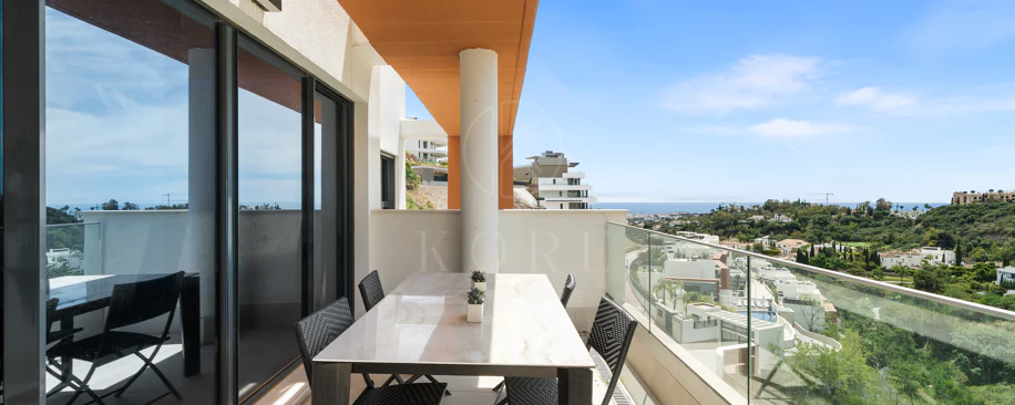 Bright and thoughtfully designed apartment in La Quinta