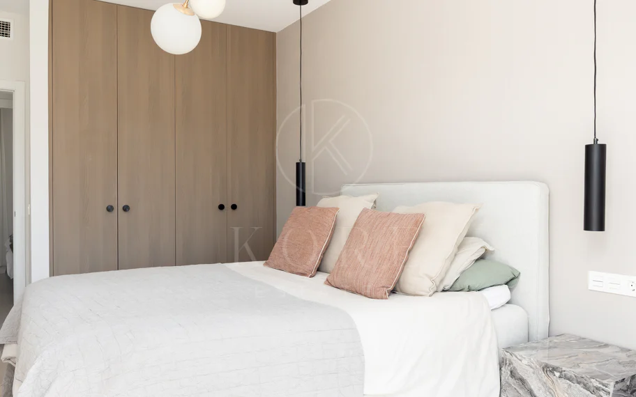 Encantador y privado apartamento dúplex situado en el corazón del prestigioso Valle del Golf de Nueva Andalucía
