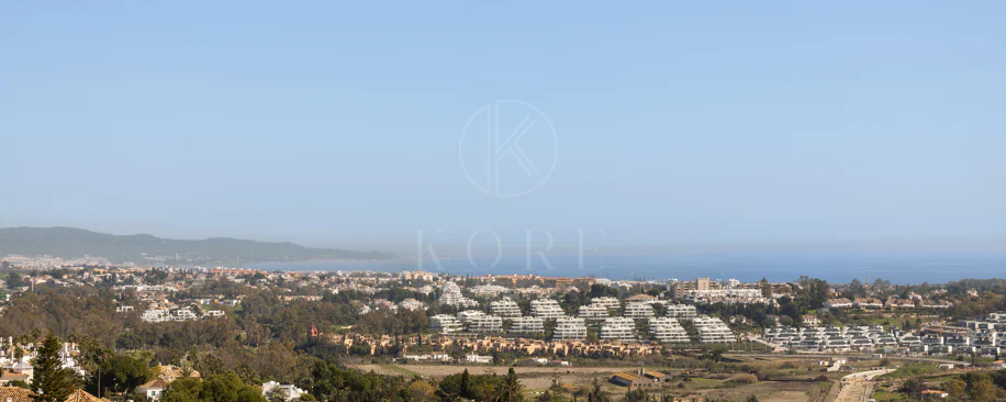 Luxury 3-Bedroom Penthouse with Panoramic Sea Views in El Paraiso