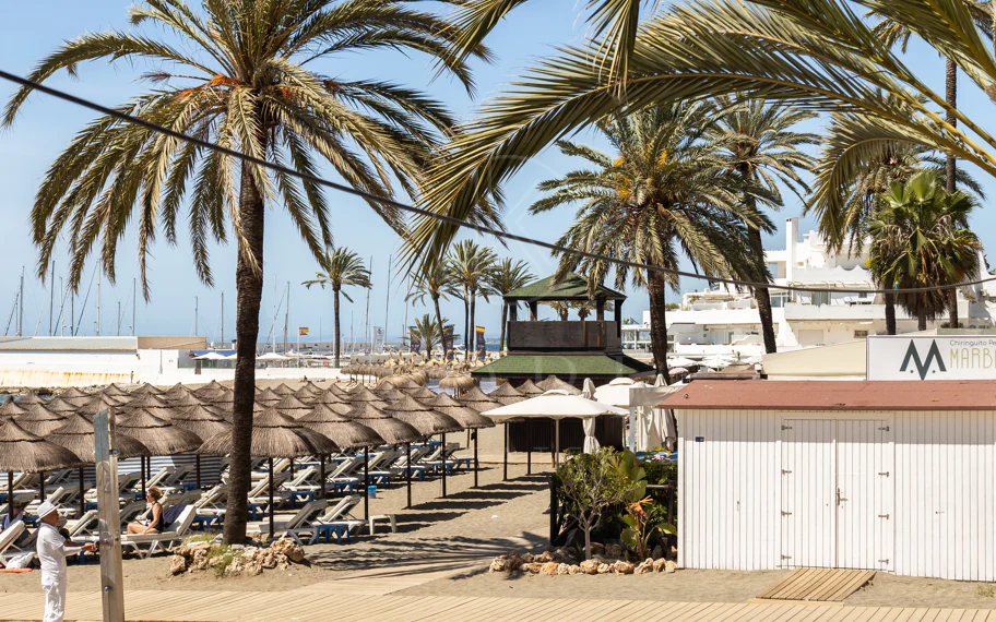 Apartamento frente a la playa en el corazón de Marbella