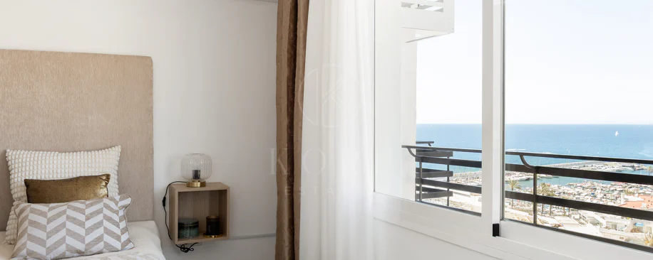 Beachfront apartment in the heart of Marbella
