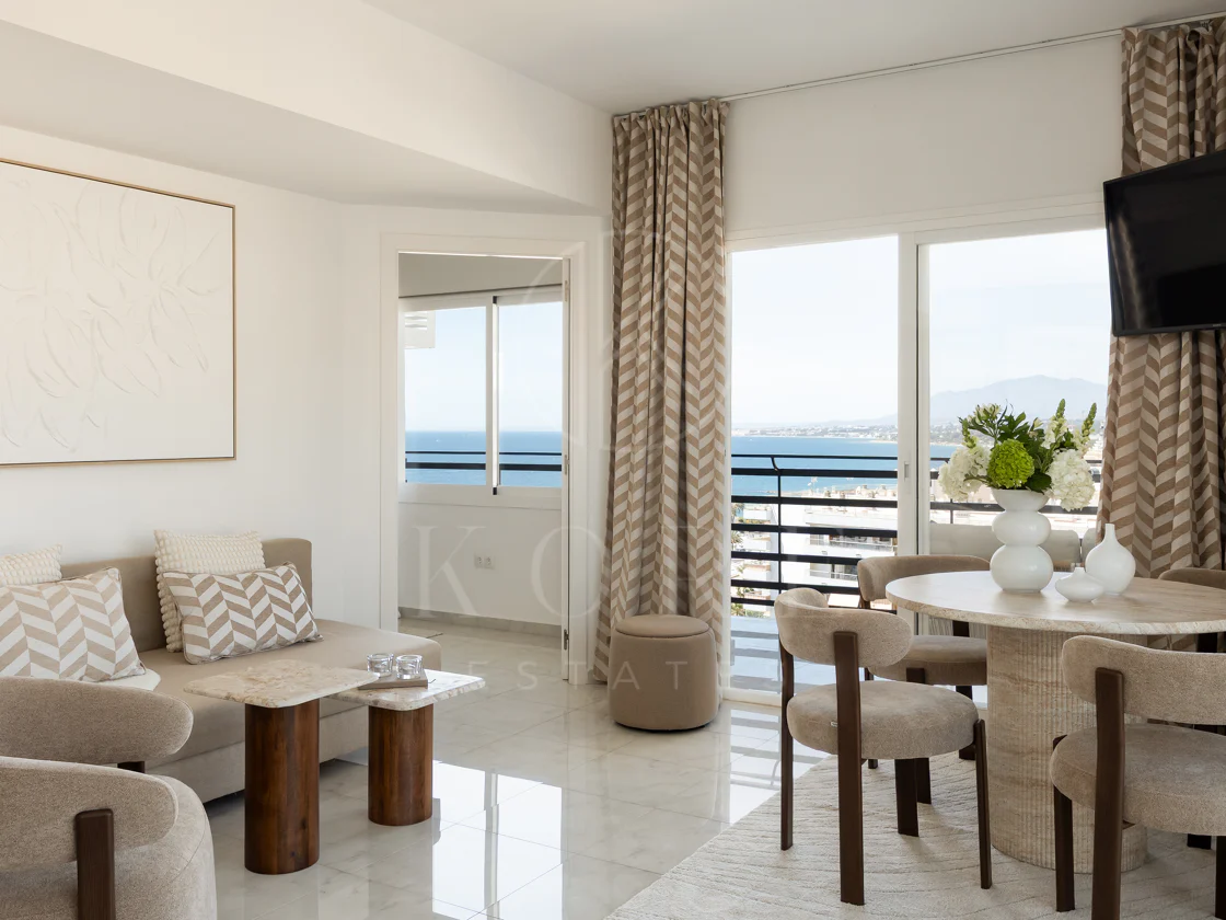 Beachfront apartment in the heart of Marbella