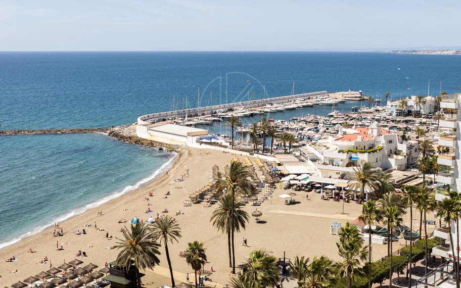 Apartamento frente a la playa en el corazón de Marbella