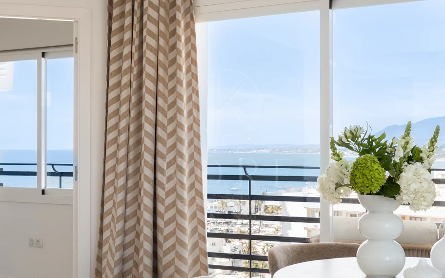 Apartamento frente a la playa en el corazón de Marbella