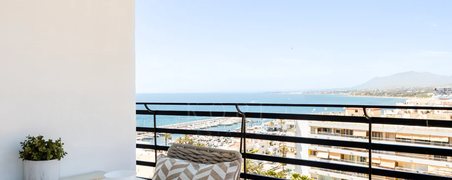 Beachfront apartment in the heart of Marbella