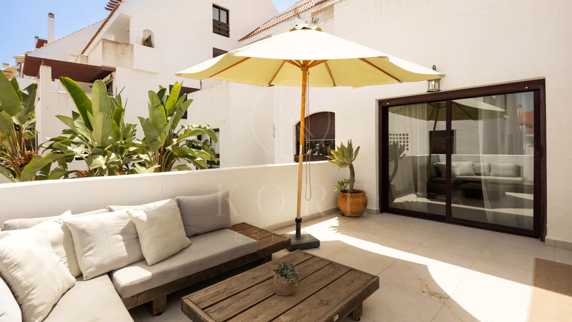 Luxury 3-bedroom apartment in Nueva Andalucía, close to the beach with sea views