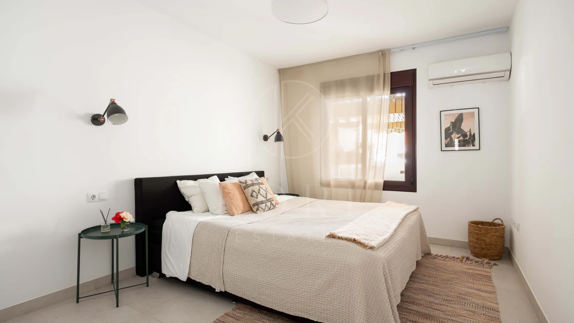 Luxury 3-bedroom apartment in Nueva Andalucía, close to the beach with sea views