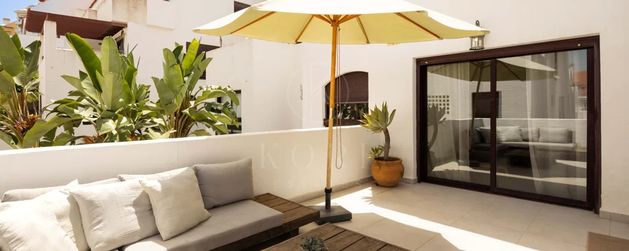 Luxury 3-bedroom apartment in Nueva Andalucía, close to the beach with sea views