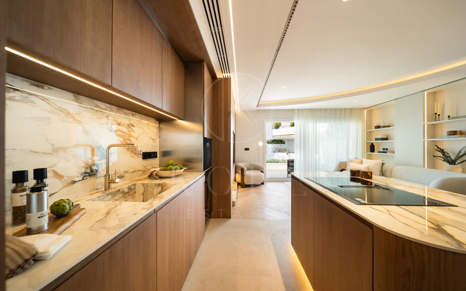 Maison Amani, Marbella Milla de Oro – totalmente reconstruida y diseñada meticulosamente, donde cada detalle exuda calidad y estilo.