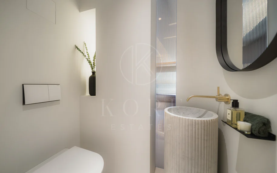 Maison Amani, Marbella Milla de Oro – totalmente reconstruida y diseñada meticulosamente, donde cada detalle exuda calidad y estilo.
