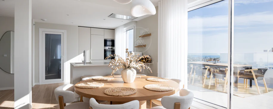 Exclusive 4 BedroomsPenthouse in La Campana