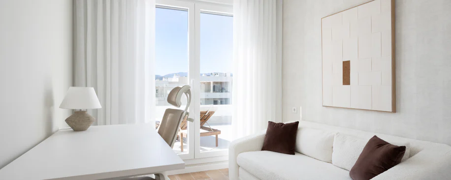 Exclusive 4 BedroomsPenthouse in La Campana