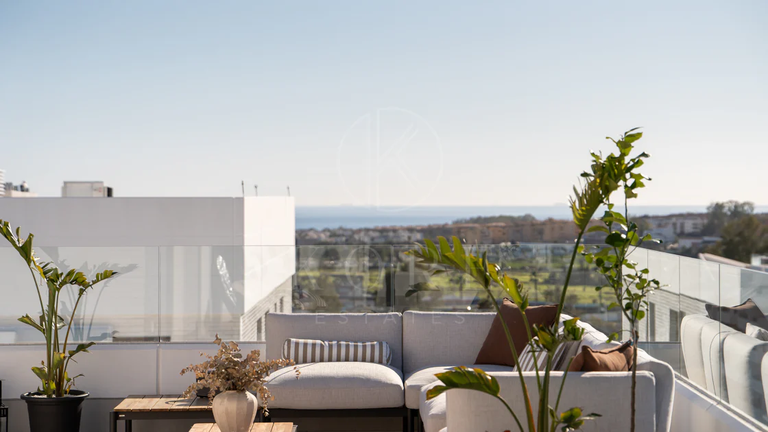 Exclusive 4 BedroomsPenthouse in La Campana
