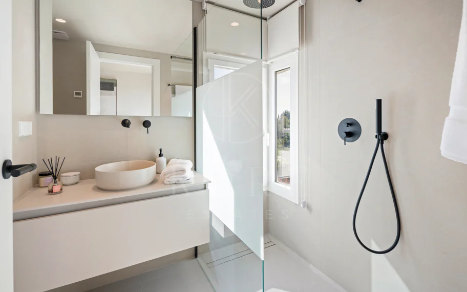 Apartamento de lujo de 3 dormitorios completamente reformado en Eagles Village – La Quinta