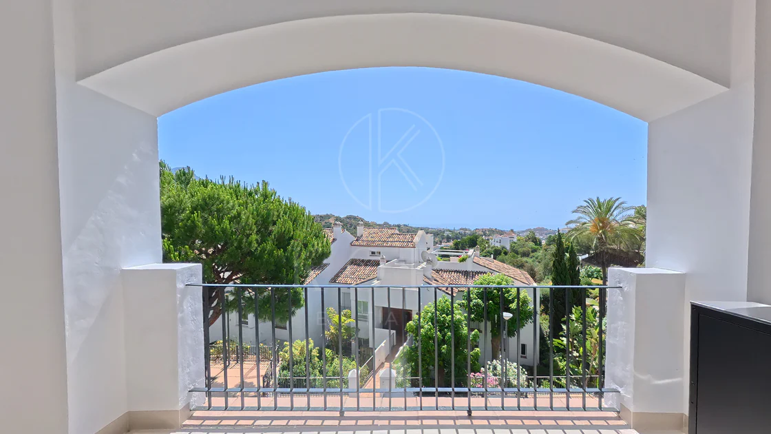 Apartment for sale in La Quinta, Benahavis