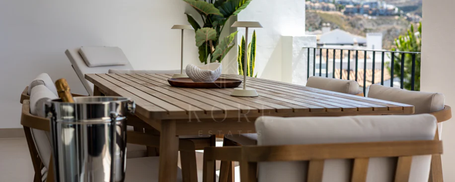 Apartment for sale in La Quinta, Benahavis