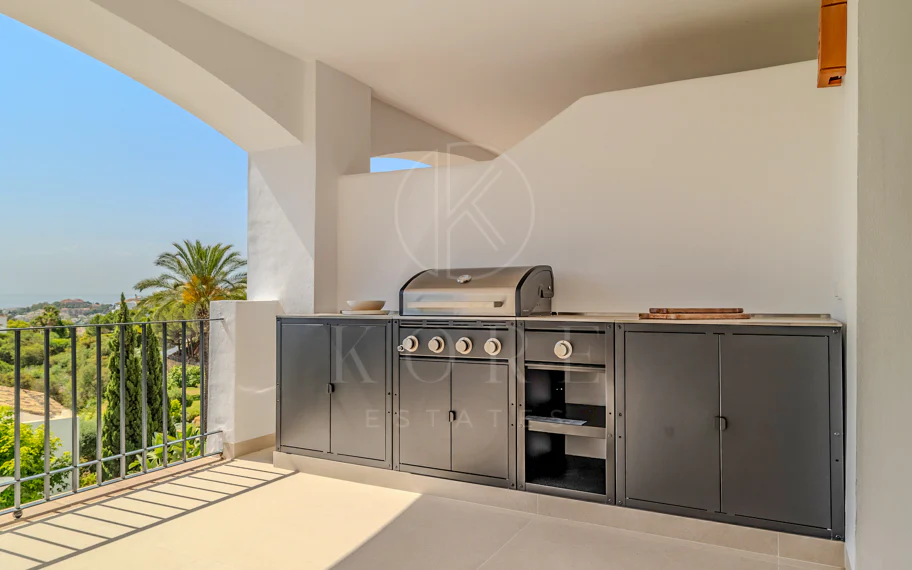 Apartamento en venta en La Quinta, Benahavis