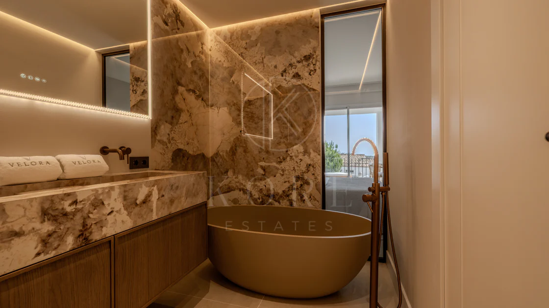 Apartment for sale in La Quinta, Benahavis