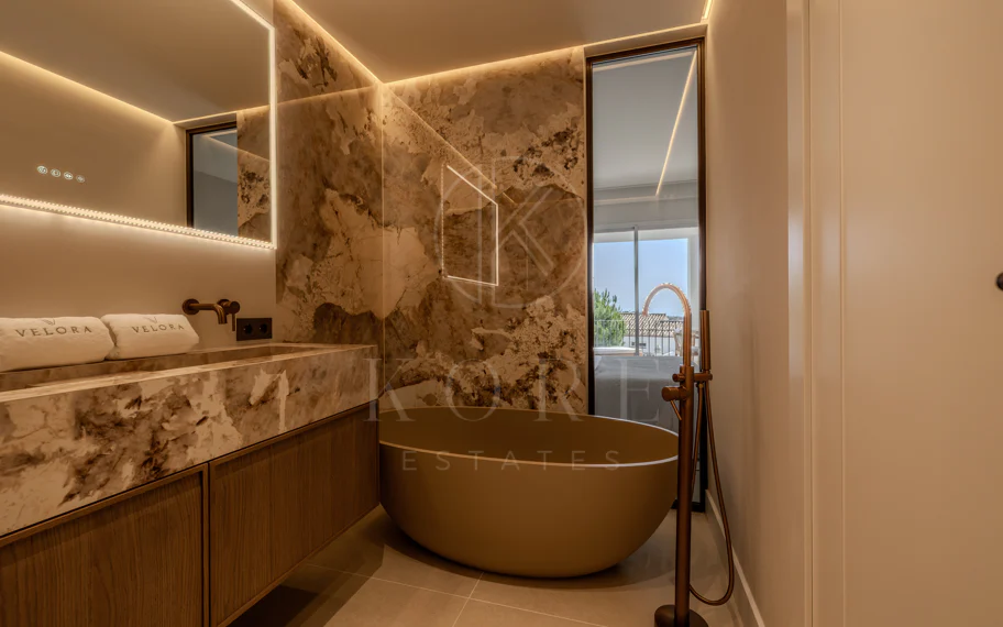Apartamento en venta en La Quinta, Benahavis