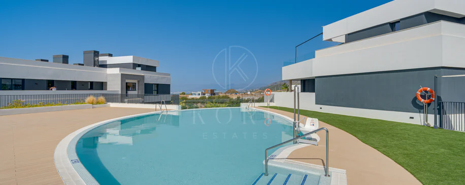 Brand-new, three bedroom apartment in the sought-after gated community of Medblue, in Altos de los Monteros