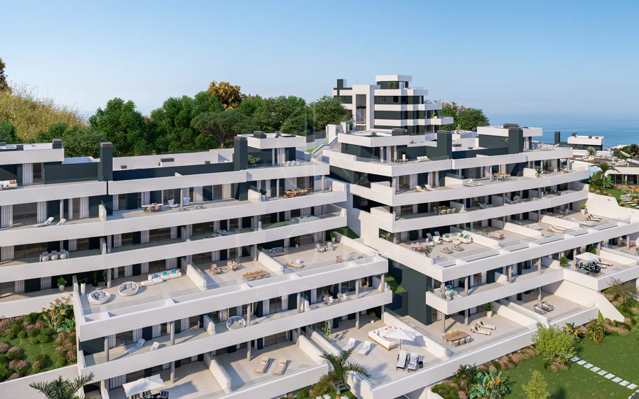 Apartamento de tres dormitorios en la comunidad cerrada de Medblue, en Altos de los Monteros
