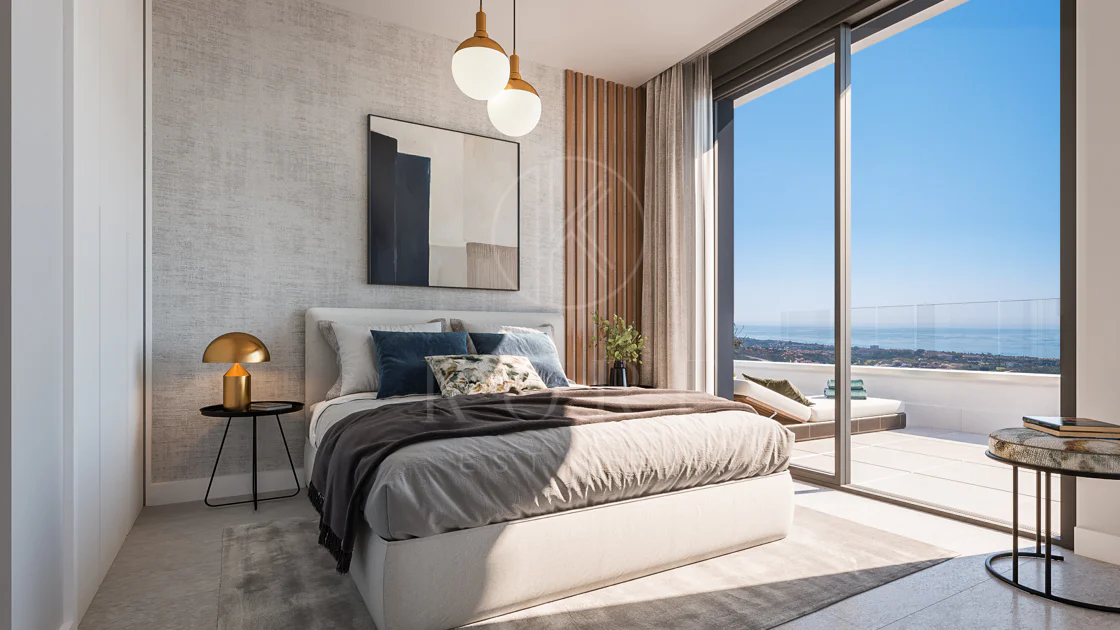 Apartamento de tres dormitorios en la comunidad cerrada de Medblue, en Altos de los Monteros