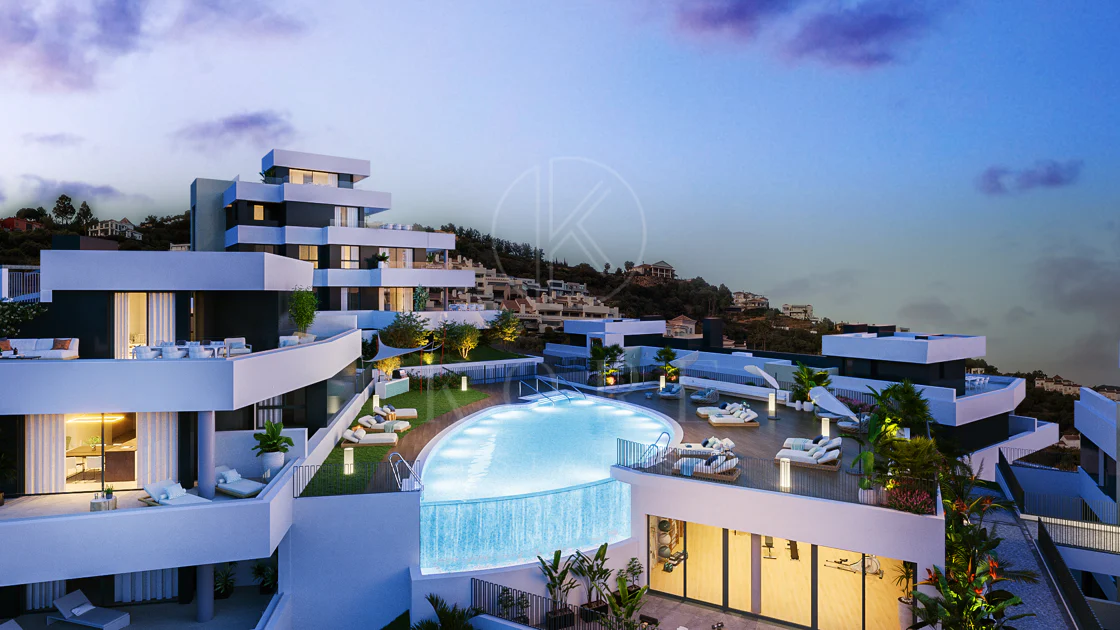 Apartamento de tres dormitorios en la comunidad cerrada de Medblue, en Altos de los Monteros