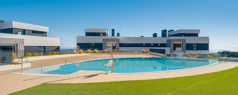 Brand-new, three bedroom apartment in the sought-after gated community of Medblue, in Altos de los Monteros