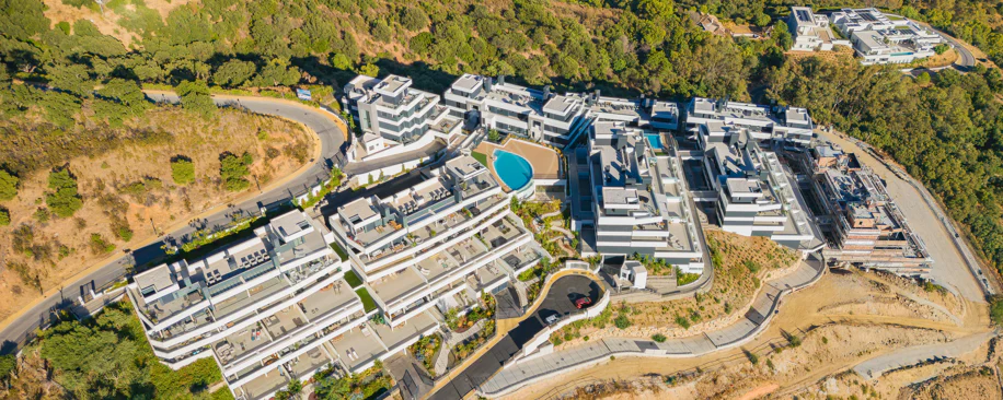 Brand-new, three bedroom apartment in the sought-after gated community of Medblue, in Altos de los Monteros