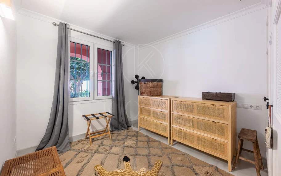 Exclusivo Dúplex Reformado con Vistas Panorámicas al Mar en La Quinta, Benahavís