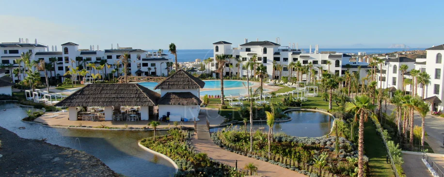 Elegante Apartamento de Diseño en Venta en Mirador de Estepona Hills con Licencia de Alquiler