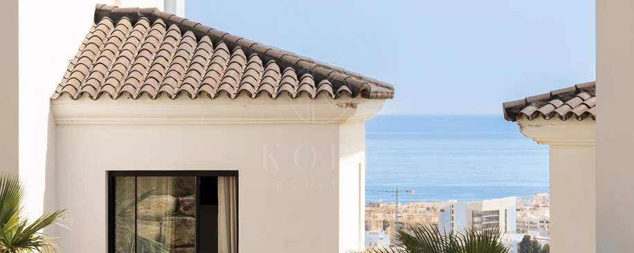 Elegante Apartamento de Diseño en Venta en Mirador de Estepona Hills con Licencia de Alquiler