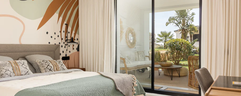 Elegante Apartamento de Diseño en Venta en Mirador de Estepona Hills con Licencia de Alquiler