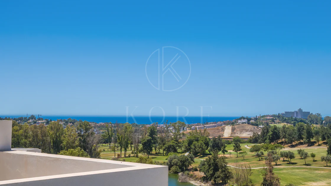 Luxury 2-Bedroom Penthouse with Panoramic Sea & Golf Views – Atalaya Hills