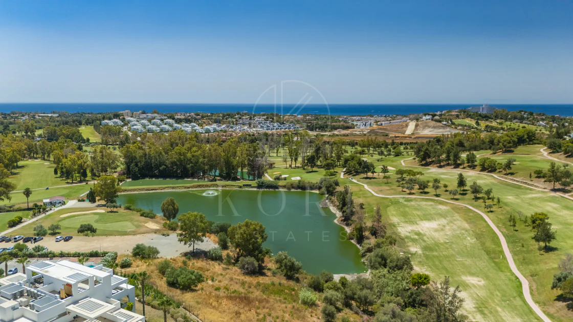 Luxury 2-Bedroom Penthouse with Panoramic Sea & Golf Views – Atalaya Hills