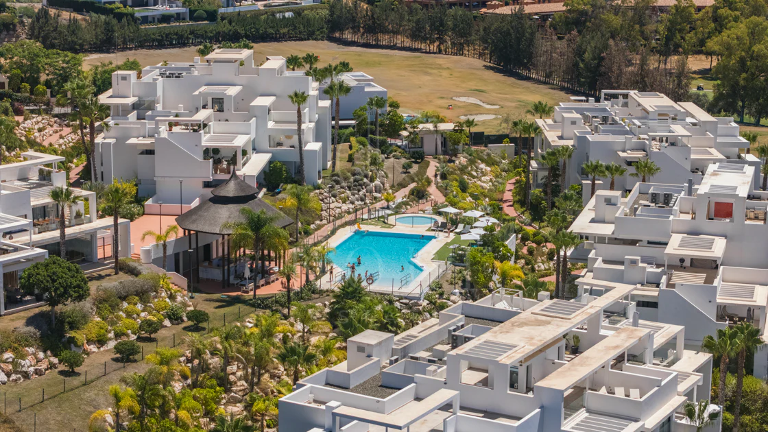 Luxury 2-Bedroom Penthouse with Panoramic Sea & Golf Views – Atalaya Hills