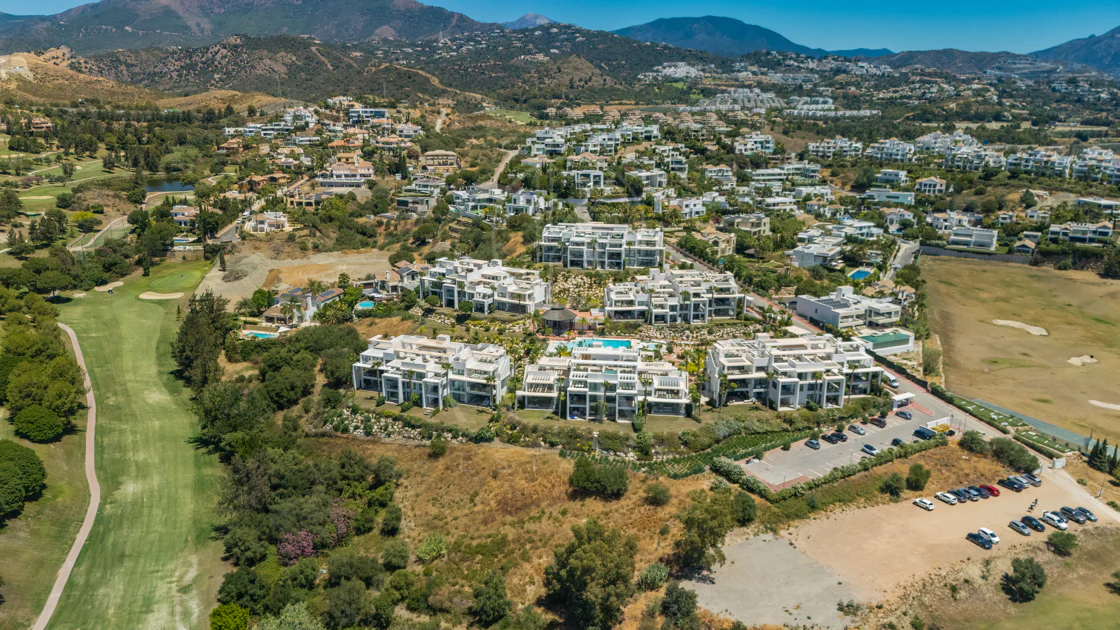Luxury 2-Bedroom Penthouse with Panoramic Sea & Golf Views – Atalaya Hills