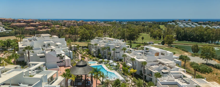 Luxury 2-Bedroom Penthouse with Panoramic Sea & Golf Views – Atalaya Hills