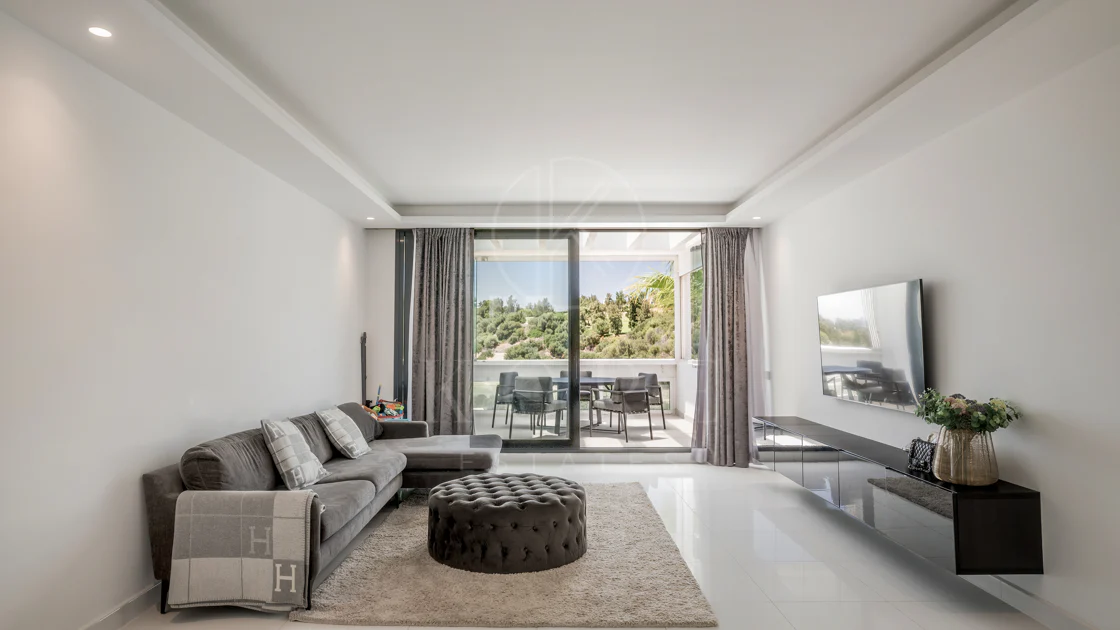 Luxury 2-Bedroom Penthouse with Panoramic Sea & Golf Views – Atalaya Hills