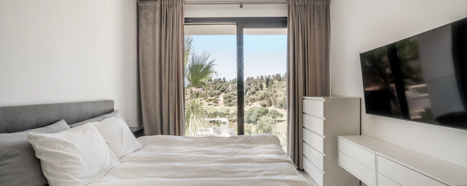 Luxury 2-Bedroom Penthouse with Panoramic Sea & Golf Views – Atalaya Hills