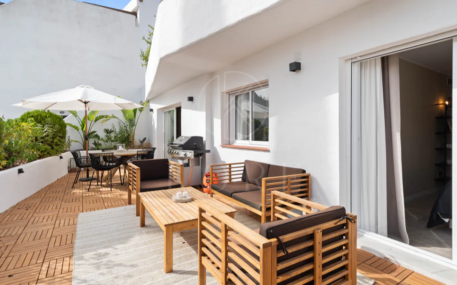 Impresionante Apartamento Reformado de 4 Dormitorios en Nueva Andalucía