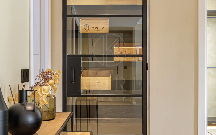 Impresionante Apartamento Reformado de 4 Dormitorios en Nueva Andalucía