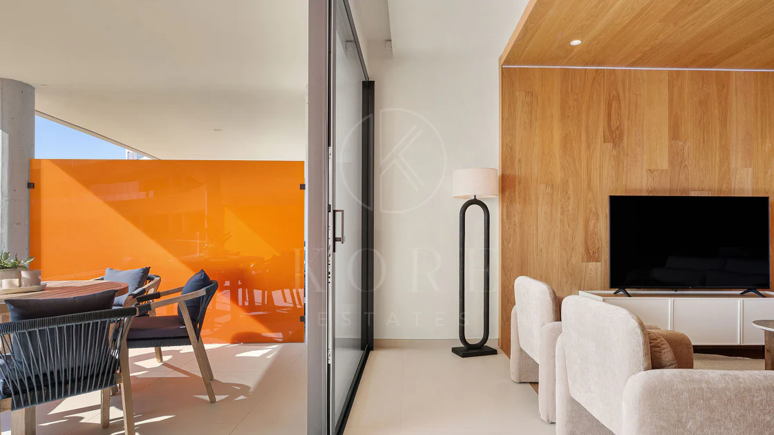 Experiencia refinada vida costera en este nuevo apartamento de lujo ubicado dentro del prestigioso Higuerón Resort.