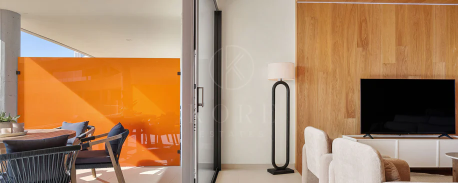 Experiencia refinada vida costera en este nuevo apartamento de lujo ubicado dentro del prestigioso Higuerón Resort.