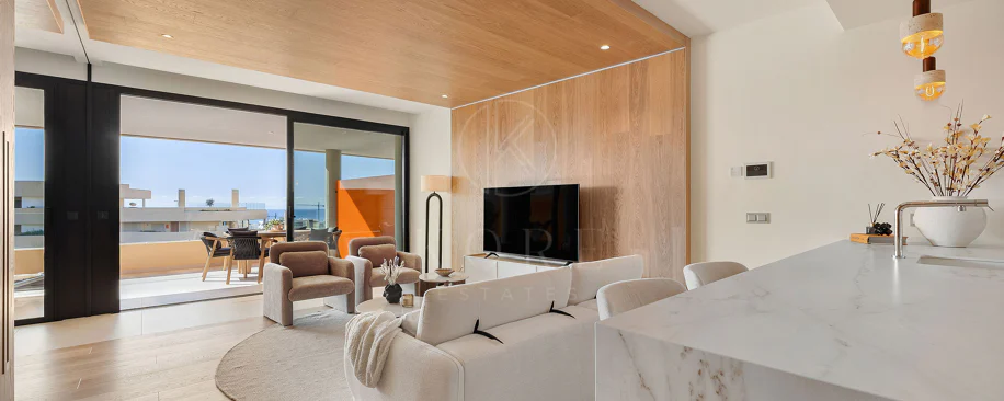 Experiencia refinada vida costera en este nuevo apartamento de lujo ubicado dentro del prestigioso Higuerón Resort.