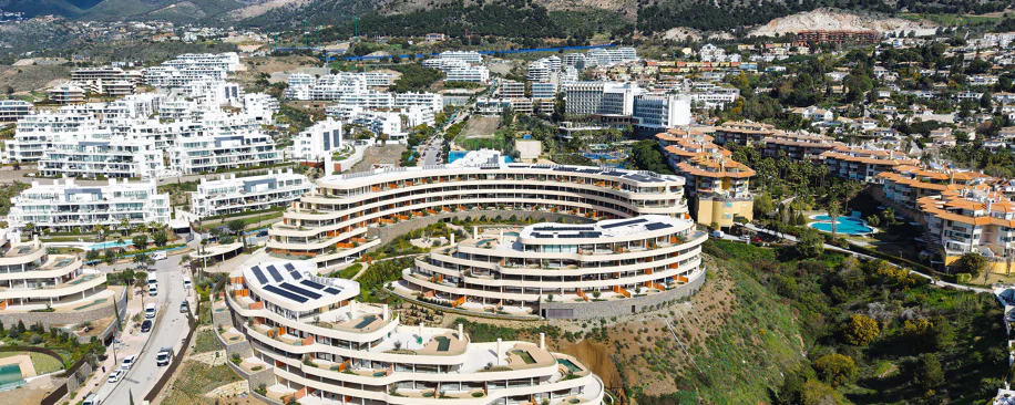 Experiencia refinada vida costera en este nuevo apartamento de lujo ubicado dentro del prestigioso Higuerón Resort.