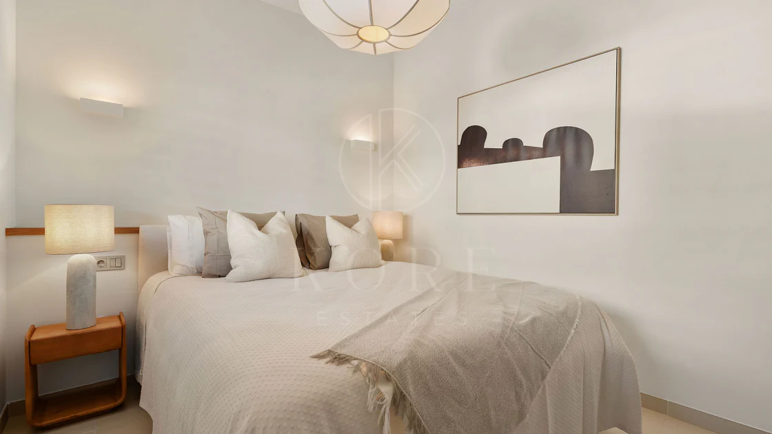 Experiencia refinada vida costera en este nuevo apartamento de lujo ubicado dentro del prestigioso Higuerón Resort.